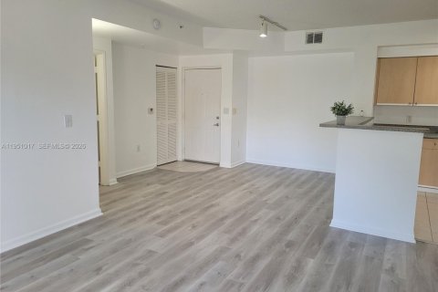 Condominio en alquiler en Tamarac, Florida, 2 dormitorios, 91.14 m2 № 2007173 - foto 4