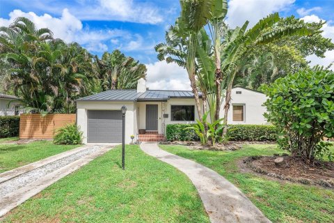 Villa ou maison à vendre à Miami Shores, Floride: 3 chambres, 146.51 m2 № 2392417 - photo 9