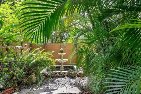 Villa ou maison à vendre à Miami Shores, Floride: 3 chambres, 146.51 m2 № 2392417 - photo 8
