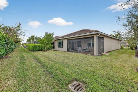 Casa en venta en Port St. Lucie, Florida, 2 dormitorios, 159.42 m2 № 2001513 - foto 30