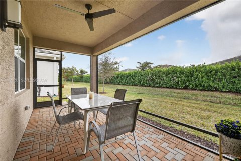 Casa en venta en Port St. Lucie, Florida, 2 dormitorios, 159.42 m2 № 2001513 - foto 27
