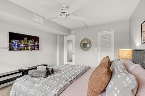 Condominio en alquiler en Pompano Beach, Florida, 2 dormitorios, 150.5 m2 № 2054393 - foto 19