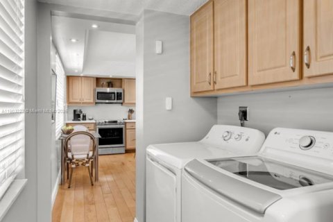 Condominio en alquiler en Pompano Beach, Florida, 2 dormitorios, 150.5 m2 № 2054393 - foto 25