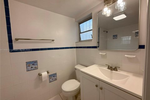 Купить кондоминиум в Майами, Флорида 1 спальня, 74.14м2, № 2012616 - фото 10