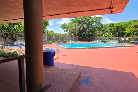 Купить кондоминиум в Майами, Флорида 1 спальня, 74.14м2, № 2012616 - фото 17