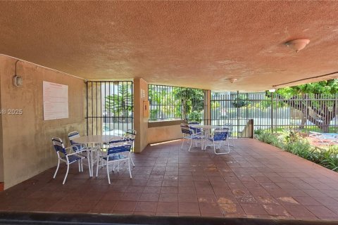 Купить кондоминиум в Майами, Флорида 1 спальня, 74.14м2, № 2012616 - фото 18