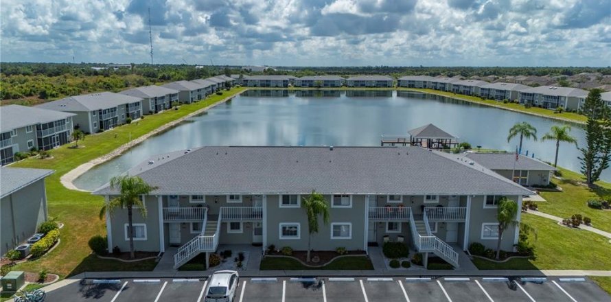 Condo à Punta Gorda, Floride, 2 chambres  № 1879168