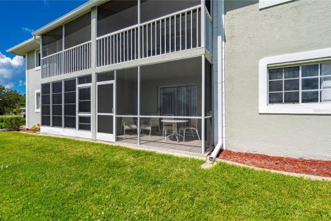 Copropriété à vendre à Punta Gorda, Floride: 2 chambres, 96.99 m2 № 1879168 - photo 30