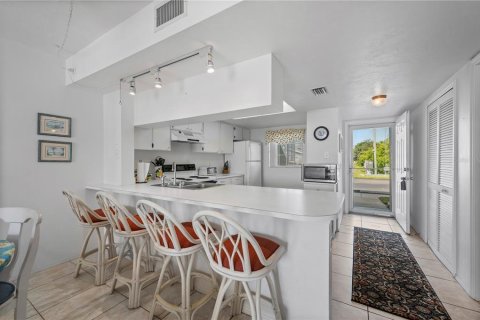 Copropriété à vendre à Punta Gorda, Floride: 2 chambres, 96.99 m2 № 1879168 - photo 9