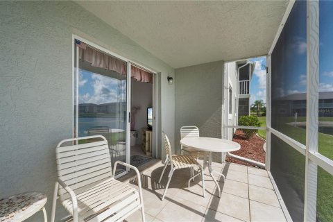 Copropriété à vendre à Punta Gorda, Floride: 2 chambres, 96.99 m2 № 1879168 - photo 18
