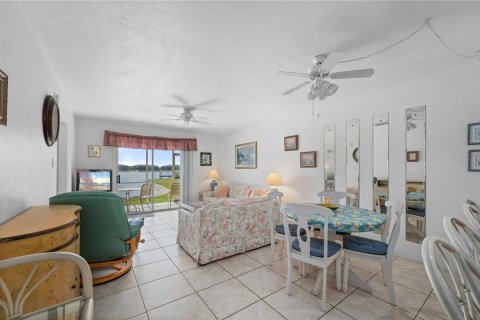 Copropriété à vendre à Punta Gorda, Floride: 2 chambres, 96.99 m2 № 1879168 - photo 8