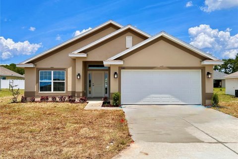 Villa ou maison à Ocala, Floride 4 chambres, 169.08 m2 № 2227914