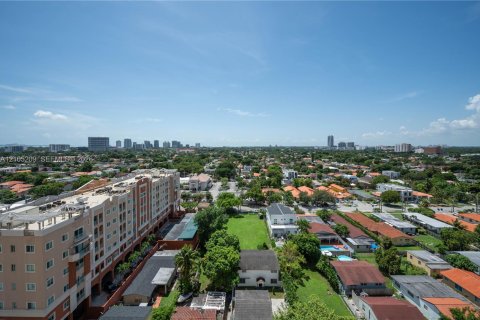 Condo in Miami, Florida, 1 bedroom  № 2415932 - photo 21