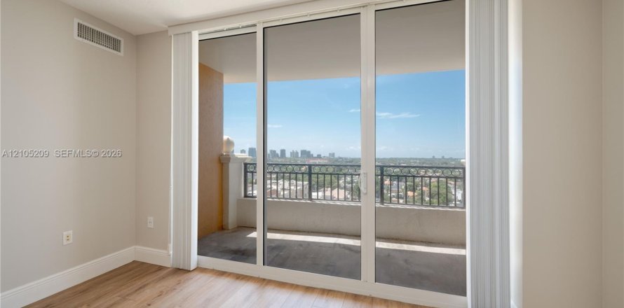Condo in Miami, Florida, 1 bedroom  № 2415932