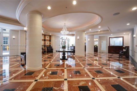 Condo in Miami, Florida, 1 bedroom  № 2415932 - photo 20