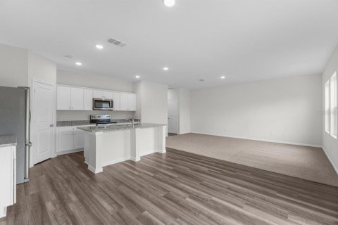 House in Parrish, Florida 4 bedrooms, 209.96 sq.m. № 2198900 - photo 8
