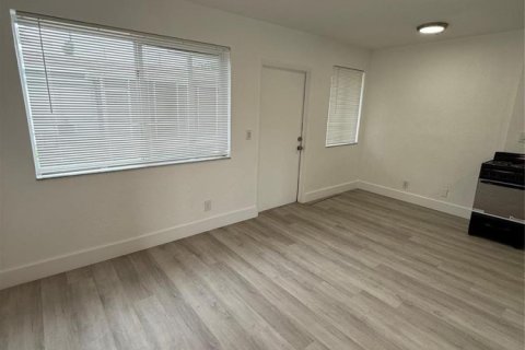 Appartement à louer à Hollywood, Floride: 1 chambre, 39.02 m2 № 2250659 - photo 5