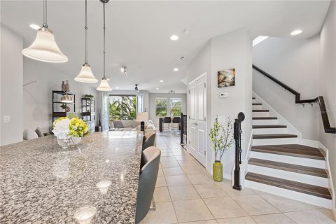 Touwnhouse à vendre à Oviedo, Floride: 2 chambres, 204.2 m2 № 1401104 - photo 22
