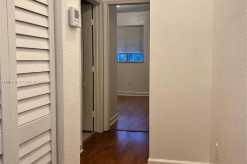 Townhouse in Cutler Bay, Florida 3 bedrooms, 120.31 sq.m. № 2052978 - photo 6