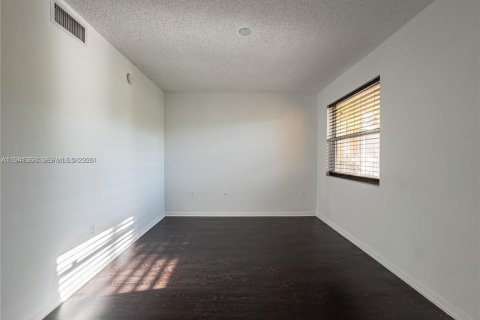 Купить кондоминиум в Плантация, Флорида 1 спальня, 63.82м2, № 2006768 - фото 5