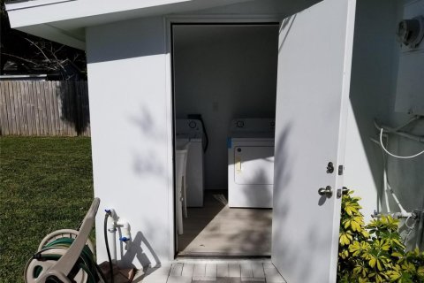 House in Davie, Florida 2 bedrooms, 67.08 sq.m. № 2377385 - photo 29