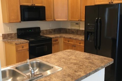 Adosado en alquiler en Margate, Florida, 3 dormitorios, 142.7 m2 № 1875689 - foto 7