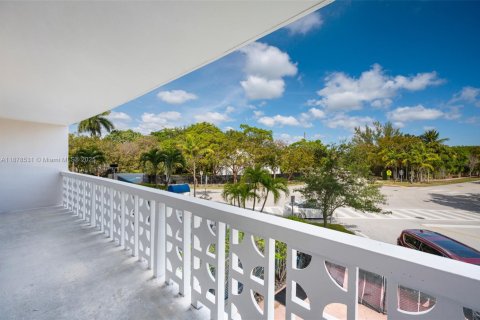 Copropriété à louer à Miami Beach, Floride: 1 chambre, 75.25 m2 № 1927654 - photo 2