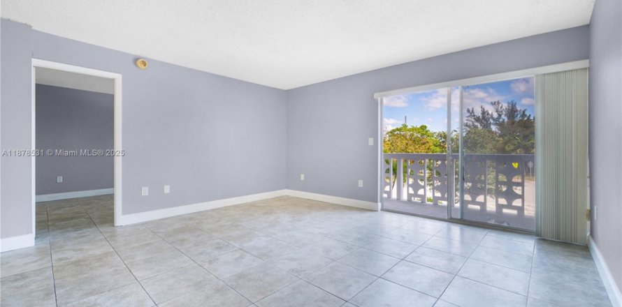 Condo à Miami Beach, Floride, 1 chambre  № 1927654