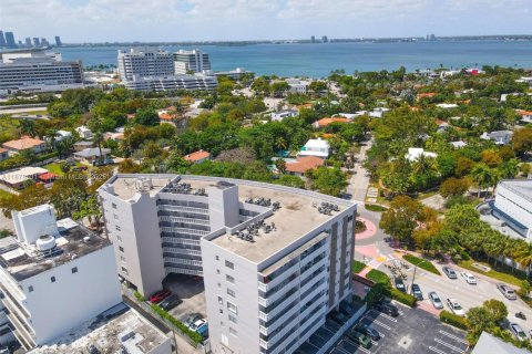 Copropriété à louer à Miami Beach, Floride: 1 chambre, 75.25 m2 № 1927654 - photo 21