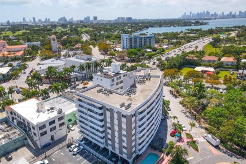 Copropriété à louer à Miami Beach, Floride: 1 chambre, 75.25 m2 № 1927654 - photo 23