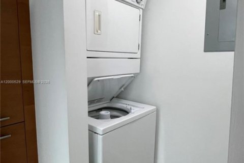 Снять в аренду кондоминиум в Майами, Флорида 58.71м2, № 2064748 - фото 14