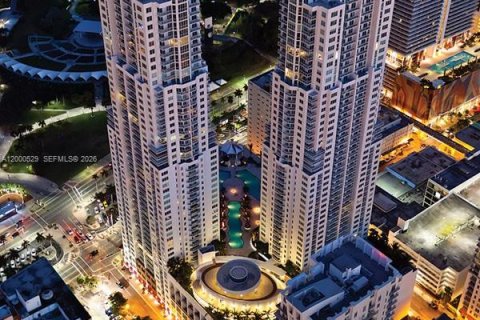Снять в аренду кондоминиум в Майами, Флорида 58.71м2, № 2064748 - фото 2