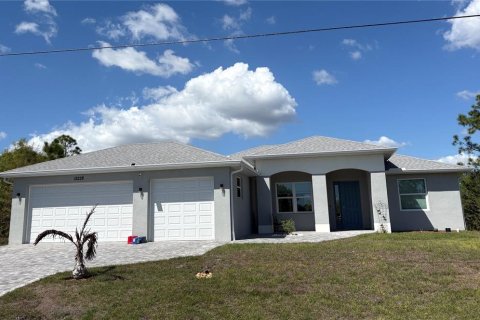 Villa ou maison à vendre à Port Charlotte, Floride: 3 chambres, 160.07 m2 № 2330893 - photo 3