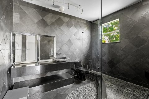 Casa en venta en Palmetto Bay, Florida, 3 dormitorios, 288.37 m2 № 1938504 - foto 27