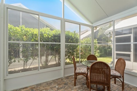 Villa ou maison à vendre à Port St. Lucie, Floride: 2 chambres, 113.06 m2 № 2077356 - photo 20