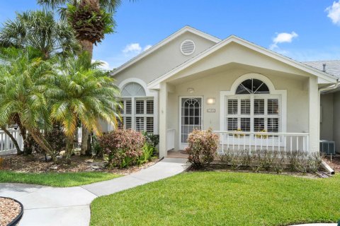 Villa ou maison à vendre à Port St. Lucie, Floride: 2 chambres, 113.06 m2 № 2077356 - photo 2
