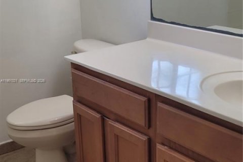 Снять в аренду таунхаус в Хомстед, Флорида 4 спальни, 171.87м2, № 2005992 - фото 20