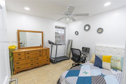 Купить таунхаус в Майами, Флорида 3 спальни, 141.49м2, № 2020631 - фото 20