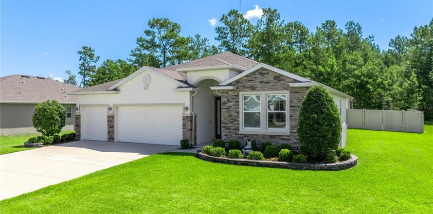 Casa en Ocala, Florida 4 dormitorios, 219.99 m2 № 1876520