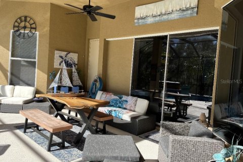 House in Tampa, Florida 5 bedrooms, 335.38 sq.m. № 1760064 - photo 28