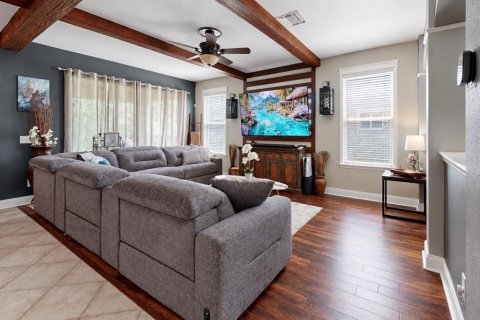 House in Wesley Chapel, Florida 6 bedrooms, 313.64 sq.m. № 2342049 - photo 25