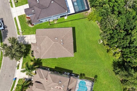 House in Wesley Chapel, Florida 6 bedrooms, 313.64 sq.m. № 2342049 - photo 8