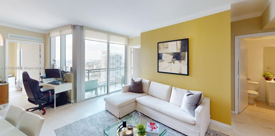 Condo in Miami, Florida, 2 bedrooms  № 1699867