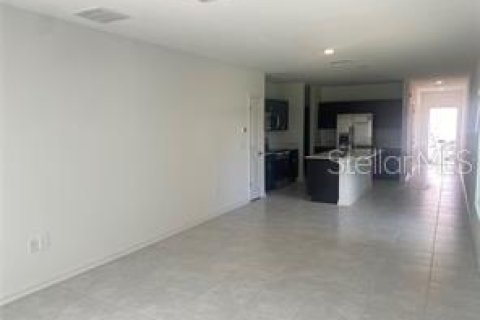 House in Eagle Lake, Florida 3 bedrooms, 134.15 sq.m. № 2230136 - photo 5
