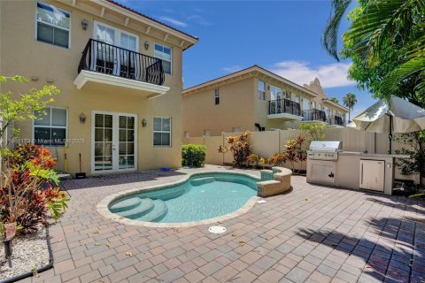 Townhouse in Fort Lauderdale, Florida 3 bedrooms, 210.14 sq.m. № 1890221 - photo 24