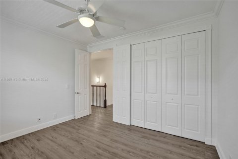 Townhouse in Fort Lauderdale, Florida 3 bedrooms, 210.14 sq.m. № 1890221 - photo 26