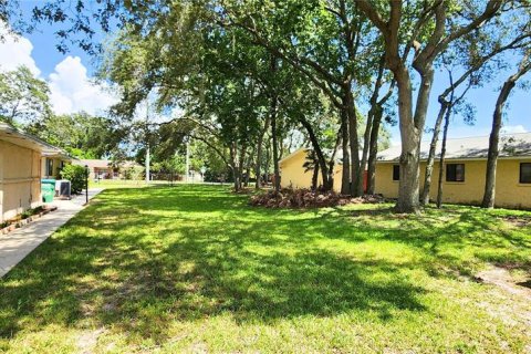 Condo in Winter Springs, Florida, 2 bedrooms  № 1887139 - photo 12