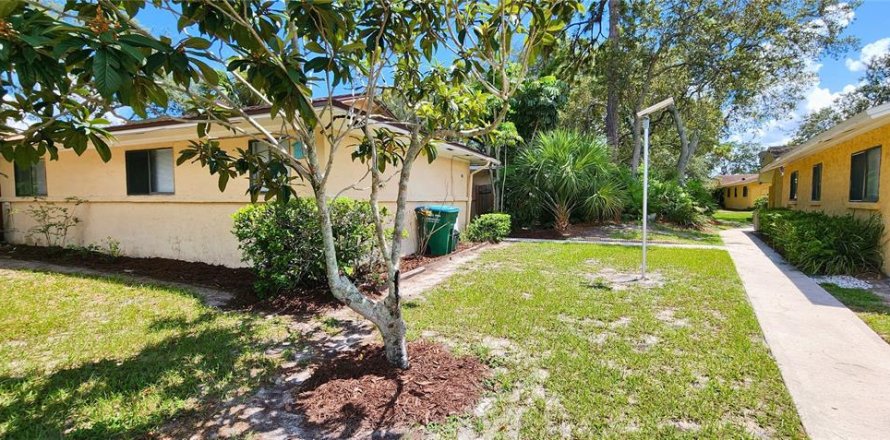 Condo in Winter Springs, Florida, 2 bedrooms  № 1887139