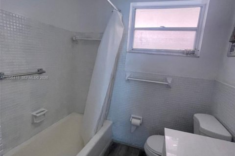 Copropriété à louer à Hallandale Beach, Floride: 1 chambre, 71.53 m2 № 2017613 - photo 20
