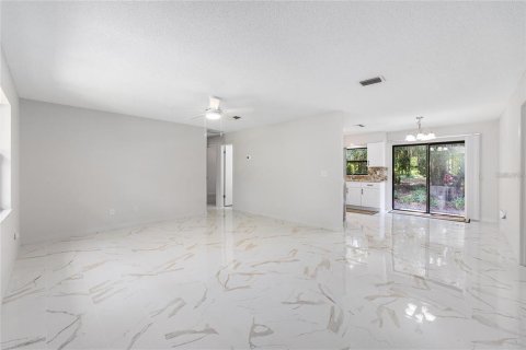 Casa en alquiler en Ocala, Florida, 3 dormitorios, 110.65 m2 № 1813377 - foto 4